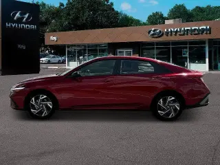 Hyundai ELANTRA 2025 SEL Sport 4dr Sedán