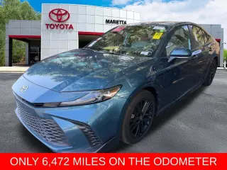 Toyota Camry 2026 SE 4dr Sedán
