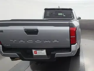 Toyota Tacoma 2025 4x4 SR5 4dr Double Cab 5.0 ft SB