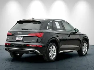 Audi Q5 2022 AWD quattro S line Premium 45 TFSI SUV de 4 puertas