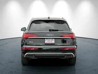 Audi Q5 2022 AWD quattro S line Premium 45 TFSI SUV de 4 puertas