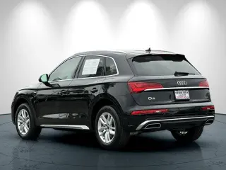 Audi Q5 2022 AWD quattro S line Premium 45 TFSI SUV de 4 puertas