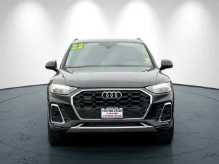 Audi Q5 2022 AWD quattro S line Premium 45 TFSI SUV de 4 puertas