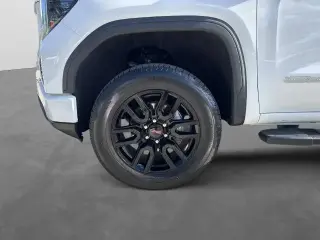 GMC Sierra 1500 2025 4x4 Elevation 4 puertas cabina crew 5.8 pies. SB
