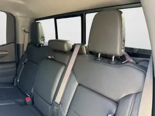 GMC Sierra 1500 2025 4x4 Elevation 4 puertas cabina crew 5.8 pies. SB