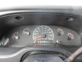 2002 Ford E-Series