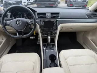 2017 Volkswagen Passat