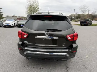 2017 Nissan Pathfinder