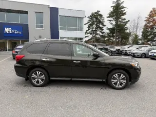 2017 Nissan Pathfinder