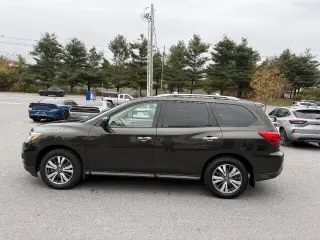 2017 Nissan Pathfinder