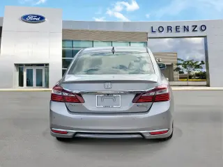 Honda Accord Hybrid 2017 Touring Sedán 4 puertas