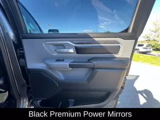 Ram 1500 2021 4x2 Big Horn 4dr Crew Cab 5.6 ft. SB Pickup