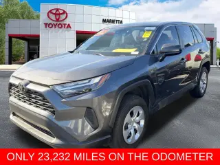 Toyota RAV4 2025 LE 4dr SUV
