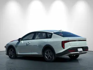 Kia K4 2025 LXS 4dr Sedán