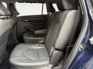 Toyota Highlander 2020 AWD XLE 4dr SUV