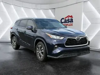 Toyota Highlander 2020 AWD XLE 4dr SUV
