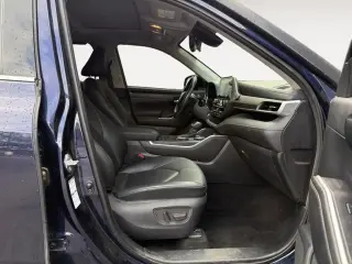 Toyota Highlander 2020 AWD XLE 4dr SUV