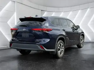 Toyota Highlander 2020 AWD XLE 4dr SUV