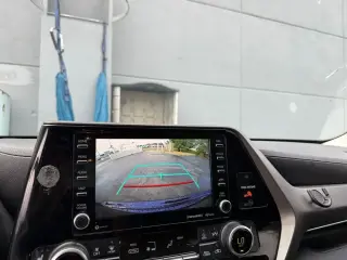 Toyota Highlander 2020 AWD XLE 4dr SUV