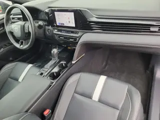 Toyota Camry 2025 SE 4dr Sedán