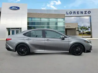 Toyota Camry 2025 SE 4dr Sedán