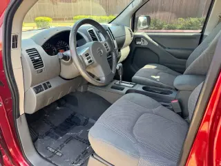 Nissan Frontier 2019 4x2 SV 4dr Crew Cab 5 ft. SB 5A