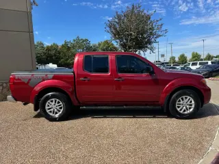 Nissan Frontier 2019 4x2 SV 4dr Crew Cab 5 ft. SB 5A