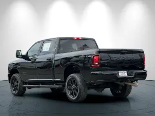 Ram 2500 2026 4x4 Lone Star 4 puertas Crew Cab 6.3 pies de longitud Pickup