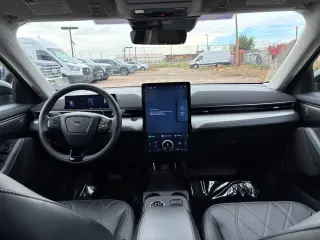 Ford Mustang Mach-E 2023 AWD Select SUV 4 puertas