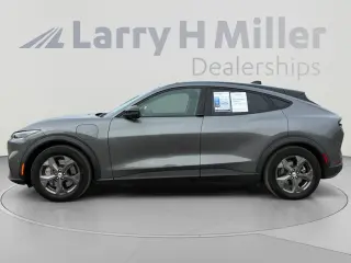 Ford Mustang Mach-E 2023 AWD Select SUV 4 puertas