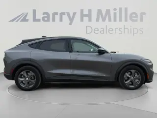 Ford Mustang Mach-E 2023 AWD Select SUV 4 puertas