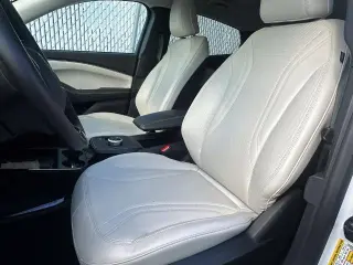 Ford Mustang Mach-E 2024 AWD Premium 4dr SUV