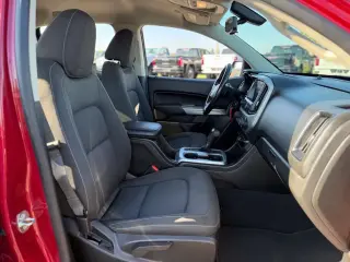 Chevrolet Colorado 2019 4x4 LT 4dr Crew Cab 5 ft. SB