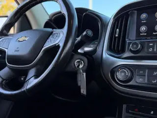 Chevrolet Colorado 2019 4x4 LT 4dr Crew Cab 5 ft. SB