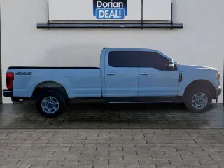 Ford F-250 Super Duty 2022 4x4 XLT 4dr Crew Cab 6.8 ft. SB Pickup