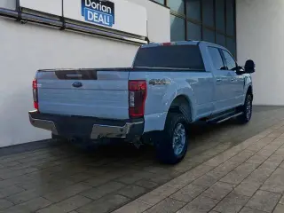 Ford F-250 Super Duty 2022 4x4 XLT 4dr Crew Cab 6.8 ft. SB Pickup
