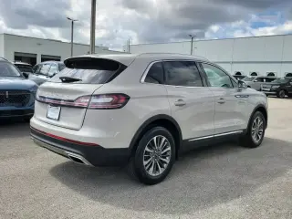 Lincoln Nautilus 2023 estándar 4dr SUV