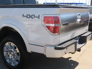Ford F-150 2011 4x4 Platinum 4dr SuperCrew Styleside 6.5 ft. SB