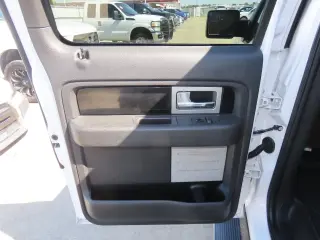 Ford F-150 2011 4x4 Platinum 4dr SuperCrew Styleside 6.5 ft. SB