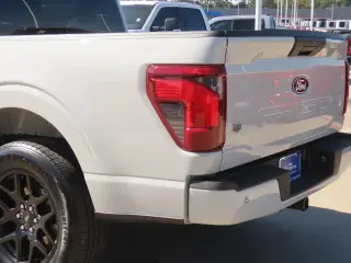 Ford F-150 2024 4x2 STX 4dr SuperCrew 5.5 ft. SB