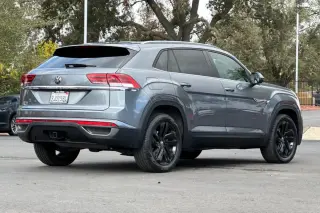 Volkswagen Atlas Cross Sport 2023 V6 SE 4dr SUV con Tecnología