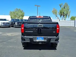 Chevrolet Colorado 2021 4x4 LT 4dr Cab de dos plazas de 5 pies de longitud.