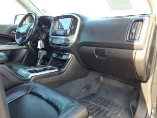 Chevrolet Colorado 2021 4x4 LT 4dr Cab de dos plazas de 5 pies de longitud.