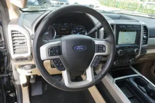 Ford F-250 Super Duty 2018 4x2 Lariat 4dr Crew Cab 6.8 ft. SB Pickup
