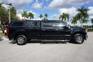 Ford F-250 Super Duty 2018 4x2 Lariat 4dr Crew Cab 6.8 ft. SB Pickup