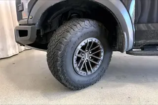 Ford F-150 2020 4x4 Raptor 4 puertas SuperCrew 5.5 pies Bed Corto