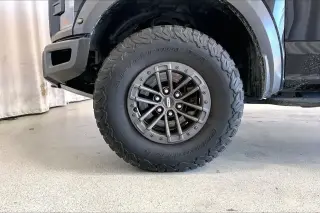 Ford F-150 2020 4x4 Raptor 4 puertas SuperCrew 5.5 pies Bed Corto