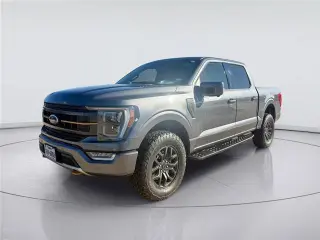 Ford F-150 2023 4x4 Tremor 4dr SuperCrew con plataforma de 5.5 pies de longitud de cabina.