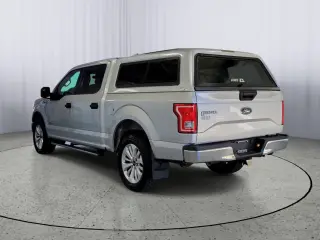 Ford F-150 2015 4x4 XLT 4dr SuperCrew con cabina de 5.5 ft.