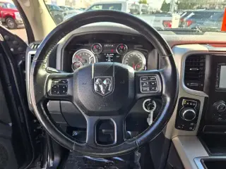 Ram 1500 2015 4x4 SLT 4dr Crew Cab 5.5 ft. SB Pickup